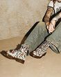 MARTENSY MODEL DR. MARTENS 1460 FLORAL GARDEN PRINT BACKHAND MULTI - 8