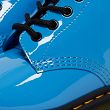 MARTENSY MODEL DR. MARTENS 1460 LAMPER PATENT MID BLUE LAKIERKI - 6
